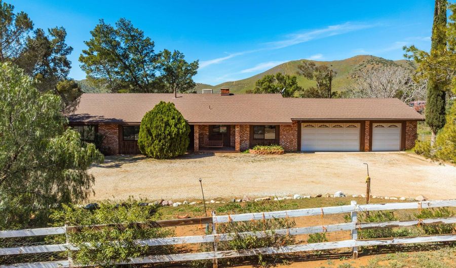 34655 Katherinel Ave, Acton, CA 93510 - 3 Beds, 2 Bath