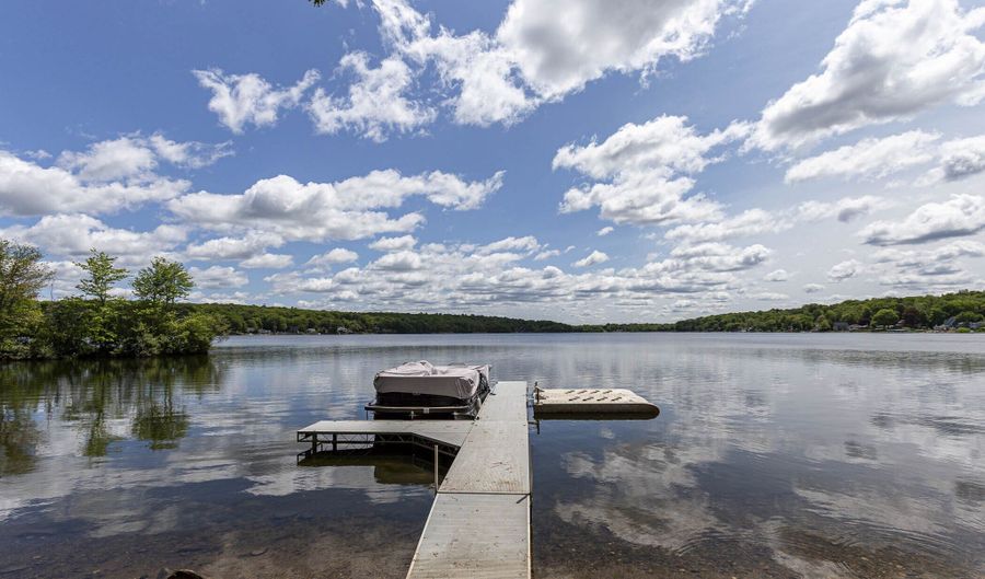 112 John Hand Dr, Coventry, CT 06238 - 4 Beds, 5 Bath
