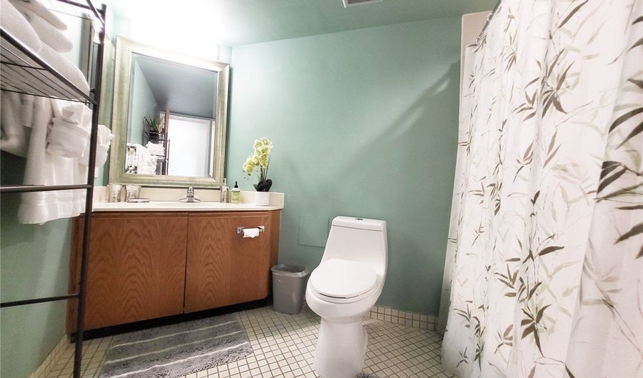 300 Wai Nani Way I203, Honolulu, HI 96815 - 1 Beds, 1 Bath