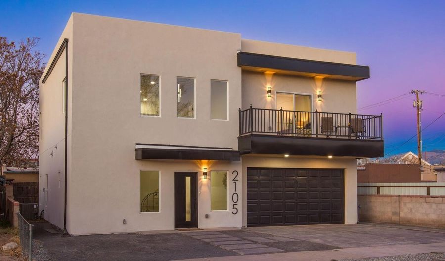 2105 New York Ave SW, Albuquerque, NM 87104 - 4 Beds, 4 Bath