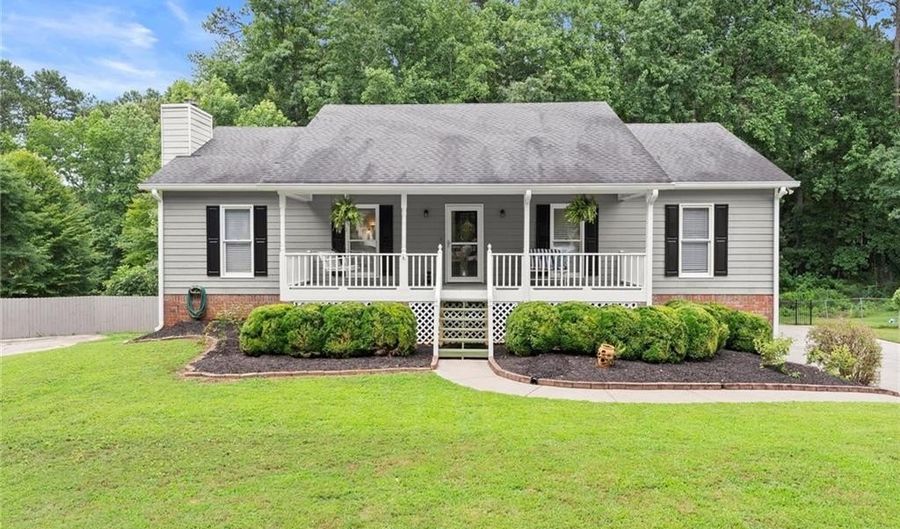 3932 Marguerite Dr NW, Acworth, GA 30101 - 3 Beds, 2 Bath