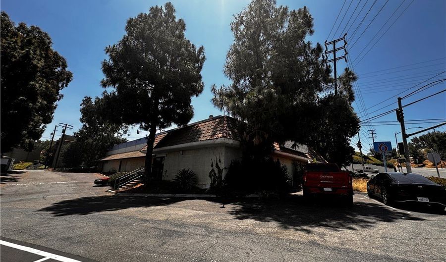 100 N Tustin Ave, Anaheim, CA 92807 - 0 Beds, 0 Bath