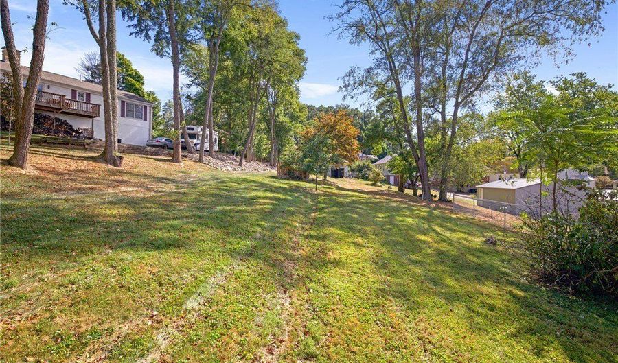 508 N Main St, Minerva, OH 44657 - 3 Beds, 1 Bath