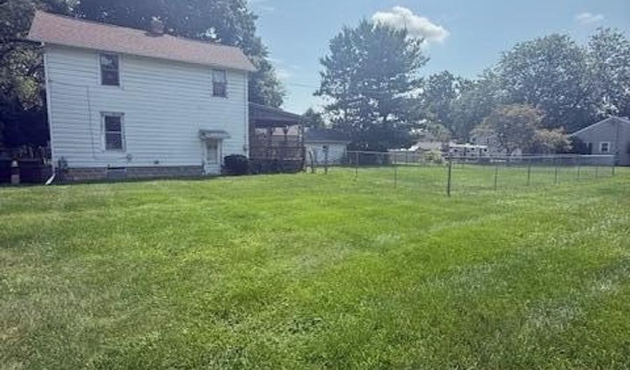 517 Mechanic St, Albion, MI 49224 - 3 Beds, 1 Bath