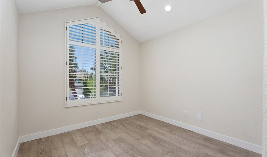 12 Chickadee Ln, Aliso Viejo, CA 92656 - 3 Beds, 3 Bath