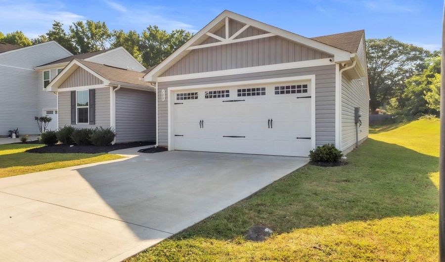 100 Bleckley Trl, Anderson, SC 29625 - 3 Beds, 2 Bath