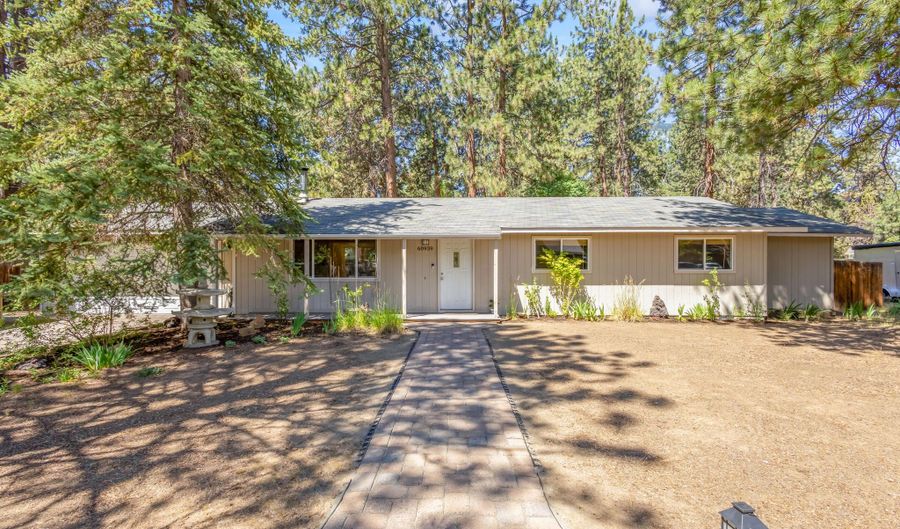 60939 Amethyst St, Bend, OR 97702 - 3 Beds, 2 Bath