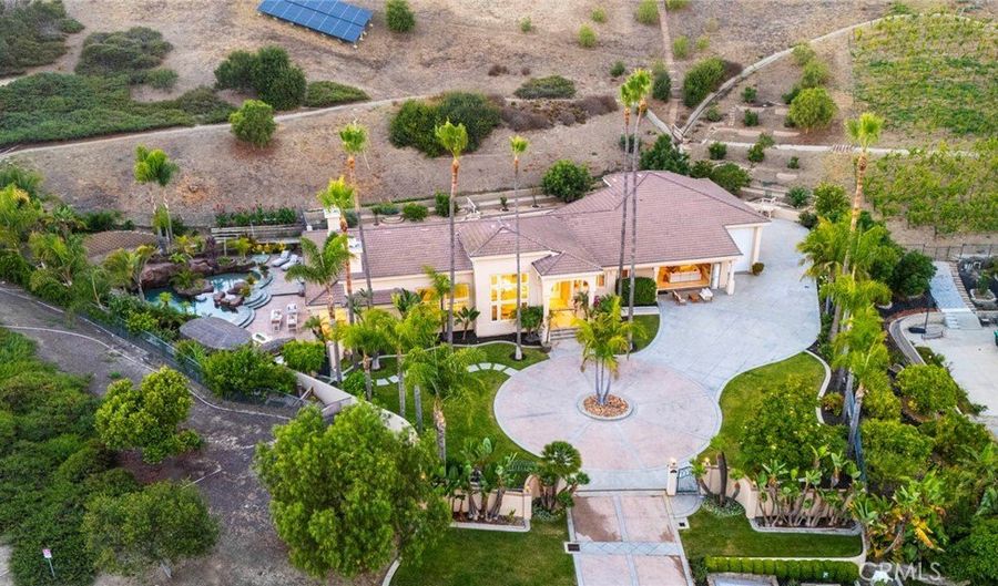 3200 Portico Del Norte, San Clemente, CA 92673 - 5 Beds, 6 Bath