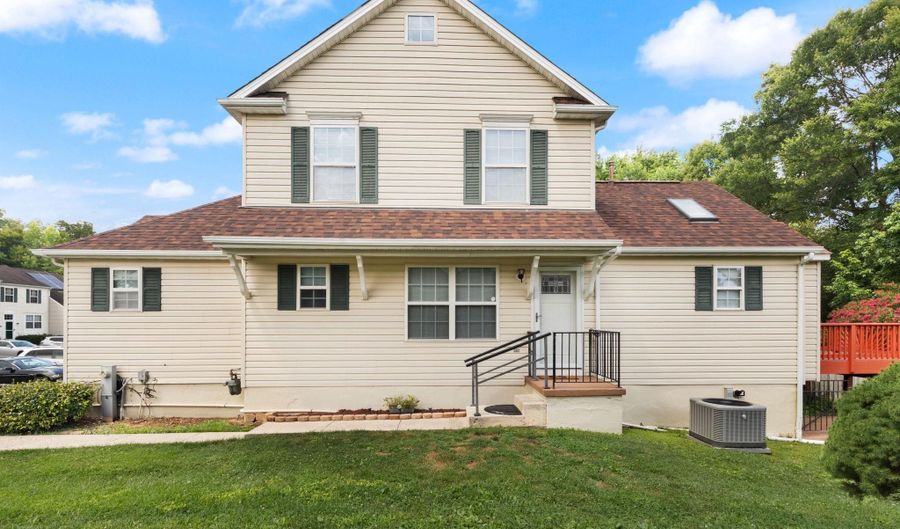 354 WOODLAND GREEN Ct, Aberdeen, MD 21001 - 3 Beds, 3 Bath