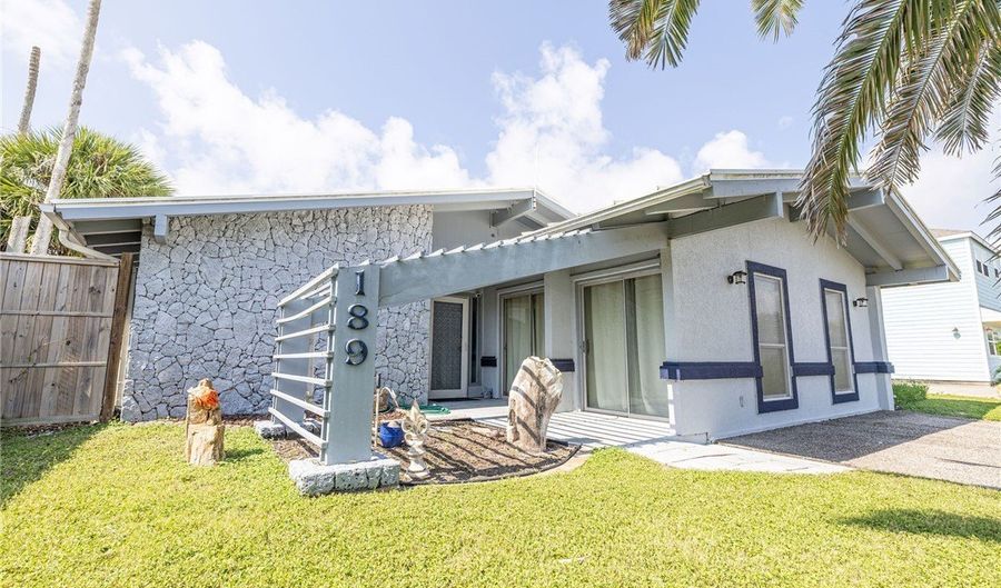 189 Driftwood Dr, City By The Sea, TX 78336 - 3 Beds, 2 Bath