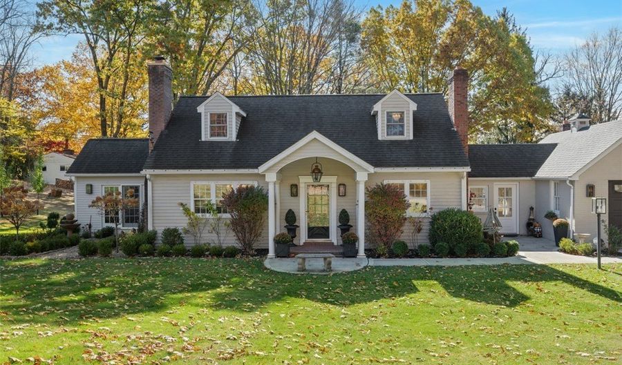 347 McCoy Place Rd, Aleppo, PA 15143 - 5 Beds, 4 Bath