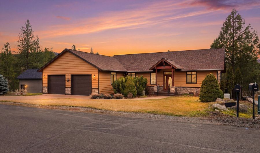 418 Hanaford Rd, Blanchard, ID 83804 - 4 Beds, 4 Bath