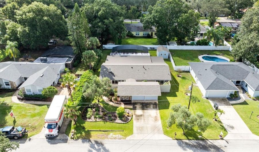 440 E ORANGE St, Altamonte Springs, FL 32701 - 4 Beds, 2 Bath