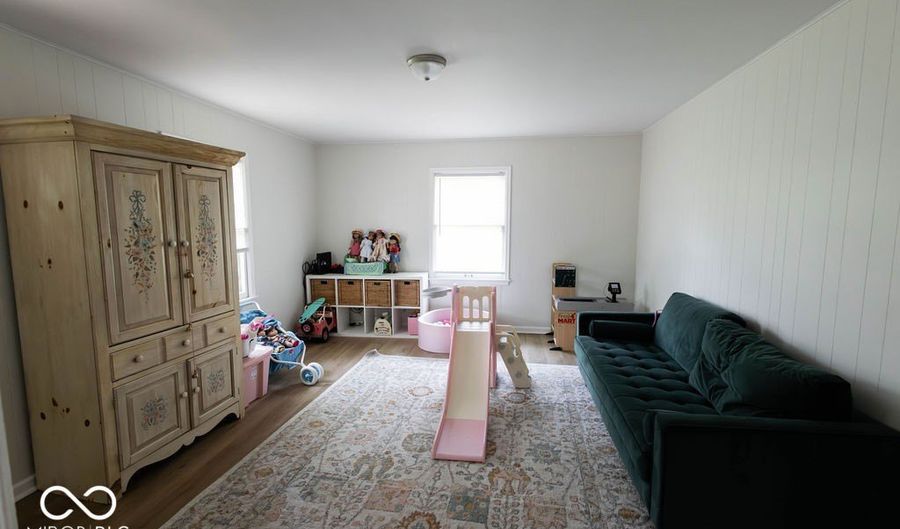 2427 Shady Ln, Anderson, IN 46011 - 3 Beds, 2 Bath