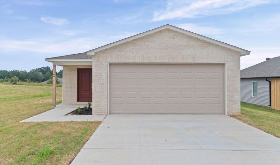 7001 Potomac Trl, Bauxite, AR 72011 - 3 Beds, 2 Bath