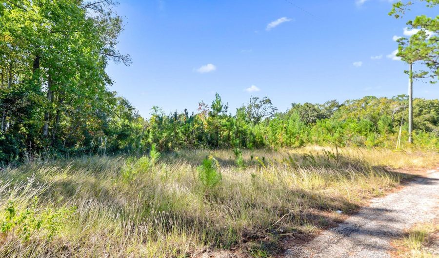 250-252 Hwy 90, Bay St. Louis, MS 39520 - 0 Beds, 0 Bath