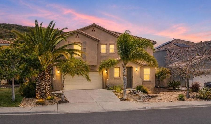 555 Toota Ct, Oceanside, CA 92058 - 4 Beds, 3 Bath