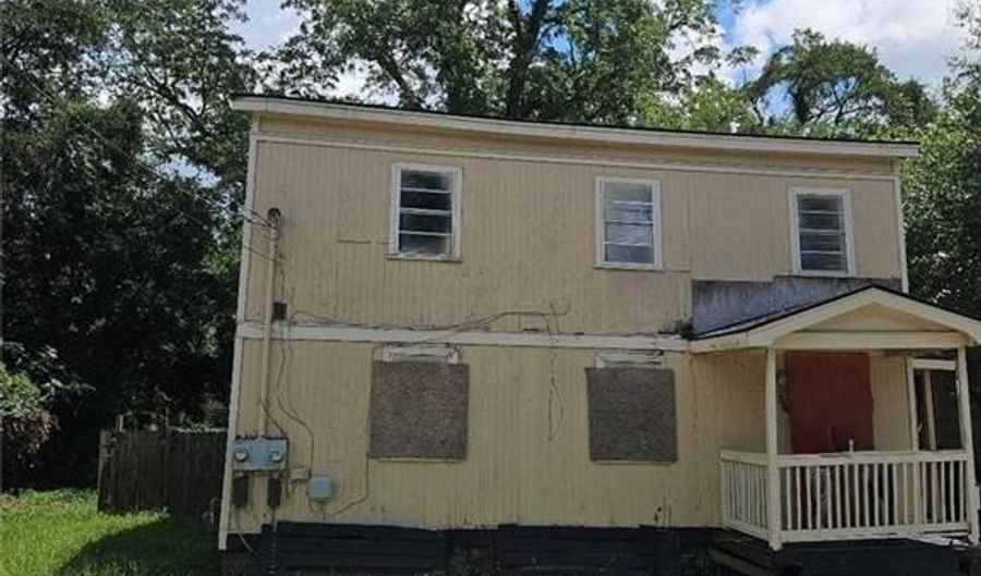 2118 Harden St, Savannah, GA 31415 - 4 Beds, 2 Bath