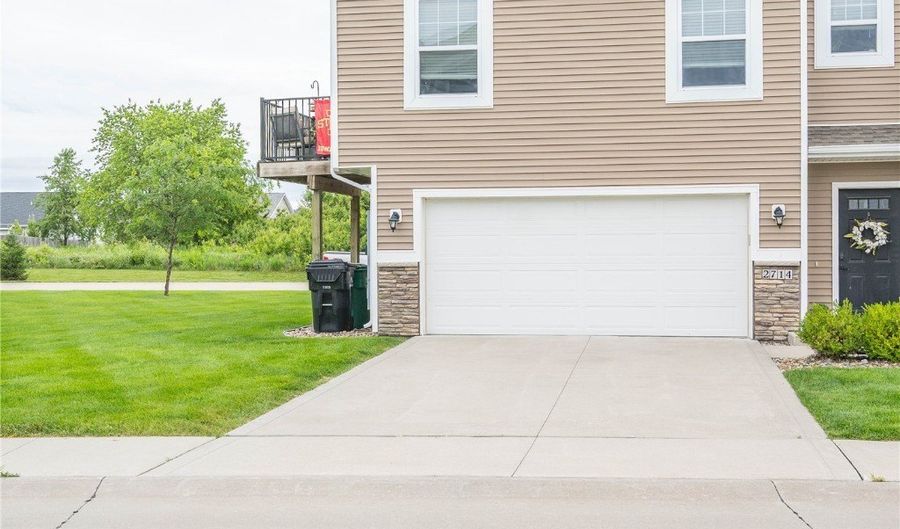 2714 NW Lois Ln, Ankeny, IA 50023 - 3 Beds, 3 Bath