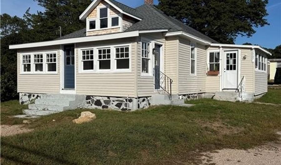 3865 Old Post Rd, Charlestown, RI 02813 - 3 Beds, 1 Bath