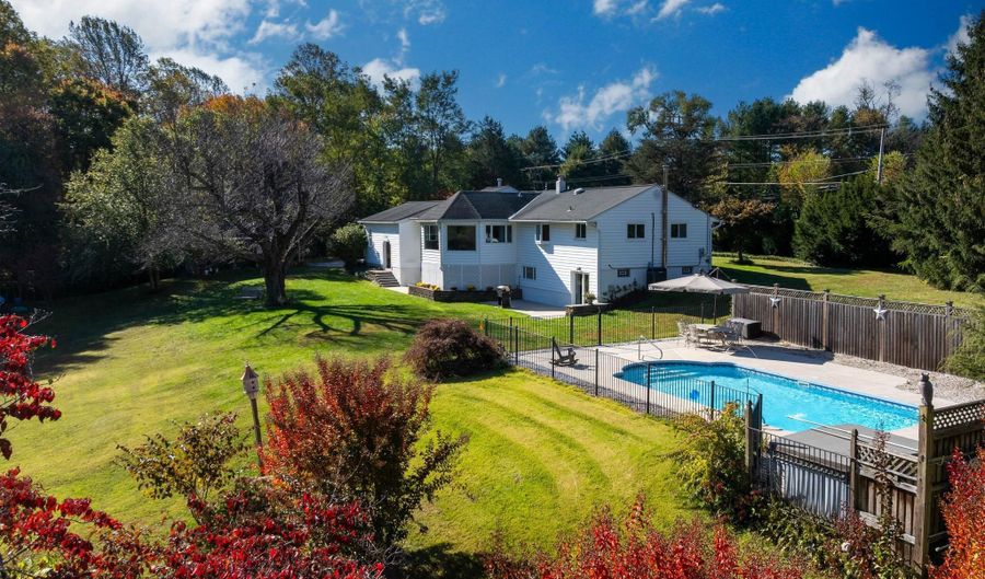 13801 MANOR Rd, Baldwin, MD 21013 - 3 Beds, 3 Bath