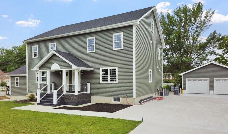 65 Oakland Ave, Burrillville, RI 02858 - 3 Beds, 3 Bath