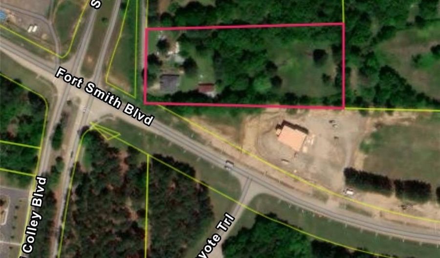 401 17th St, Barling, AR 72923 - 3 Beds, 2 Bath