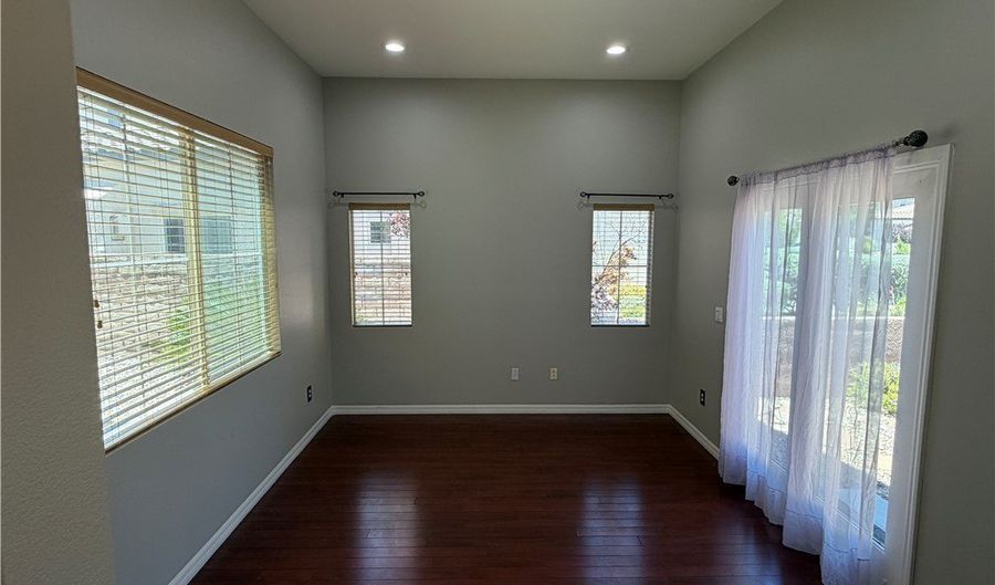 12141 Capilla Real Ave, Las Vegas, NV 89138 - 4 Beds, 3 Bath