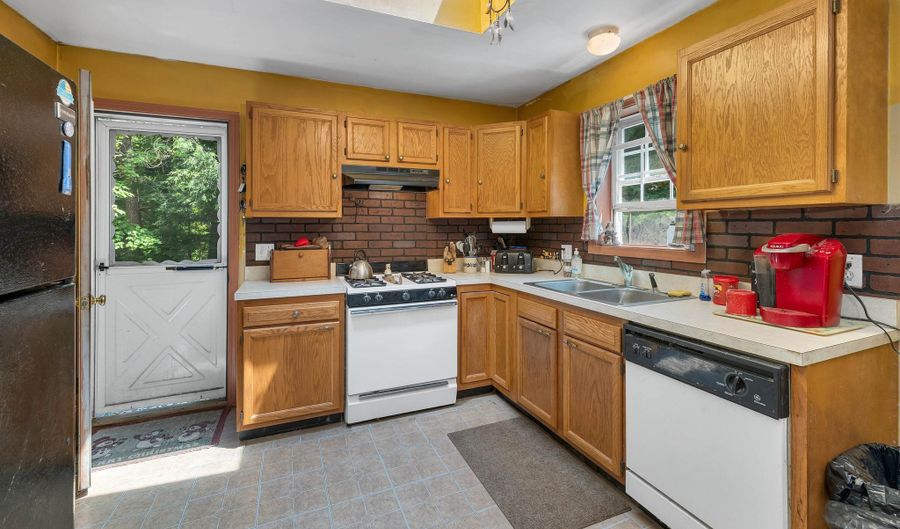 1223 Suncook Valley Rd, Barnstead, NH 03225 - 3 Beds, 1 Bath
