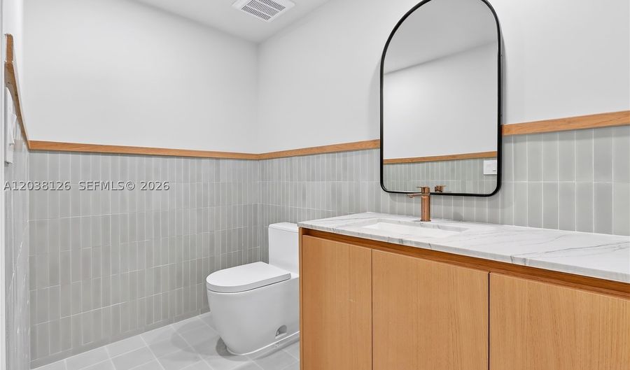 1176 97th St 403, Bay Harbor Islands, FL 33154 - 2 Beds, 3 Bath