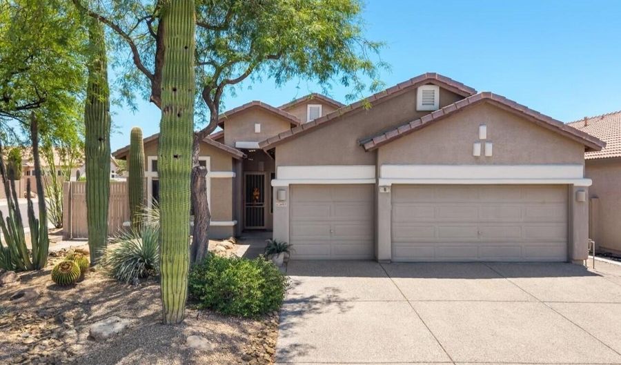26805 N 42ND St, Cave Creek, AZ 85331 - 3 Beds, 3 Bath