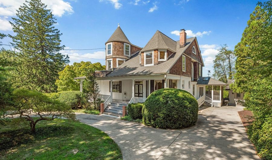100 N ROLLING Rd, Baltimore, MD 21228 - 5 Beds, 3 Bath