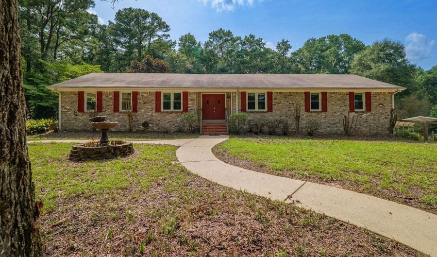 137 OLD SPANISH Trl, Alabaster, AL 35007 - 3 Beds, 2 Bath