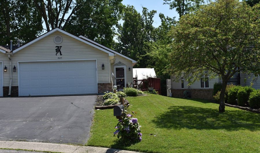 7625 Orchard Village Dr, Indianapolis, IN 46217 - 2 Beds, 2 Bath