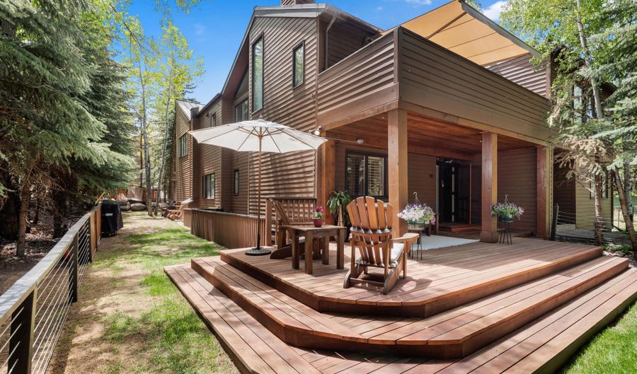 901 W FRANCIS St, Aspen, CO 81611 - 4 Beds, 5 Bath