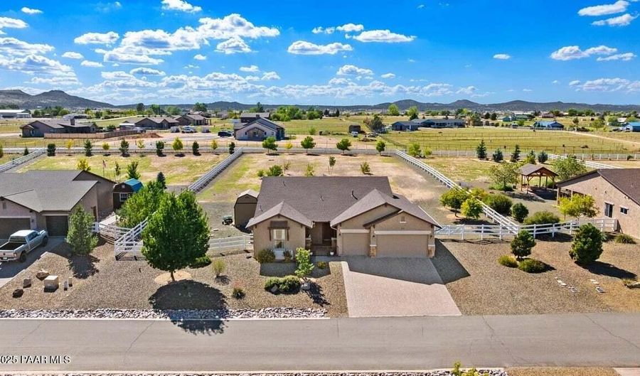 330 Mackenzie Rose Dr, Chino Valley, AZ 86323 - 3 Beds, 2 Bath