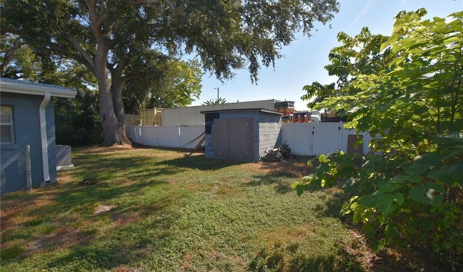 118 FLAMINGO Dr, Auburndale, FL 33823 - 3 Beds, 1 Bath