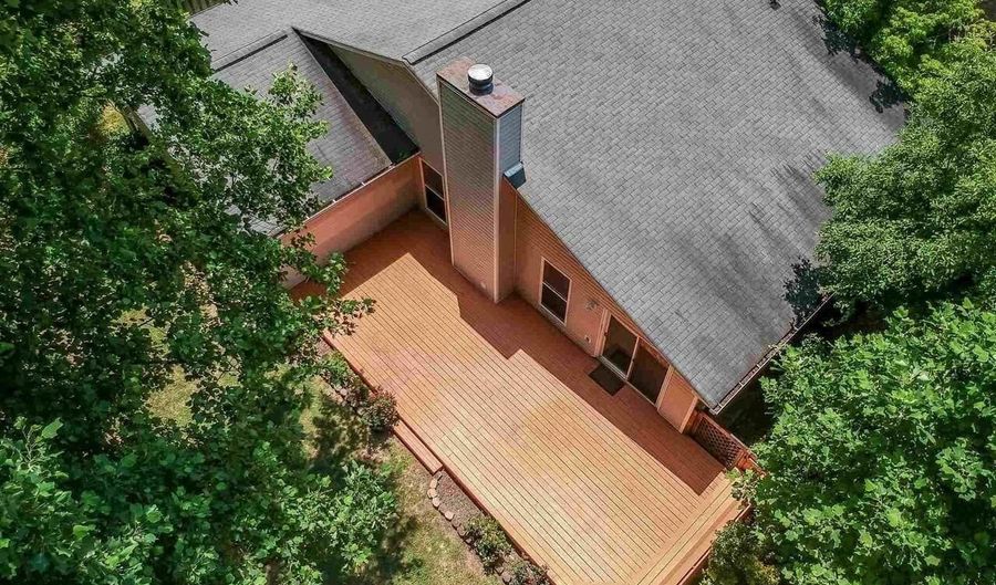 330 Broken Lance Pl, Alpharetta, GA 30022 - 3 Beds, 2 Bath