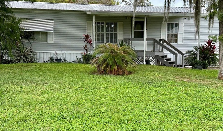 56233 WATER OAK Rd, Astor, FL 32102 - 3 Beds, 2 Bath
