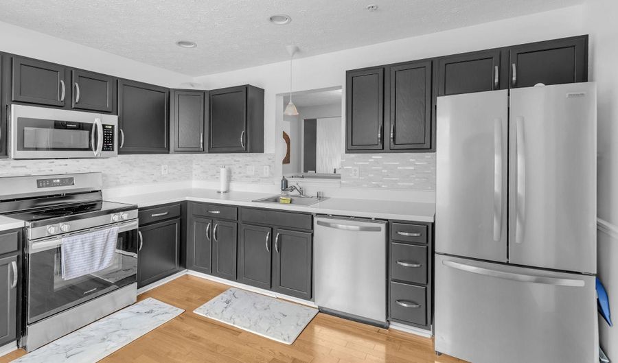 16405 ELKHORN Ln, Bowie, MD 20716 - 3 Beds, 4 Bath
