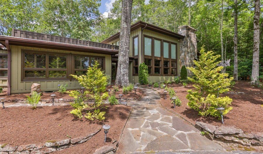 314 Beckonridge Trl, Sapphire, NC 28774 - 3 Beds, 3 Bath