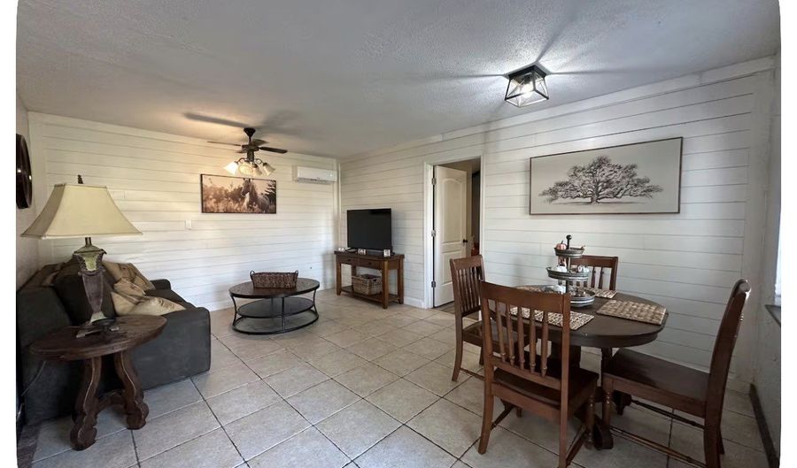 269 Hurricane Bluff Dr, Benton, LA 71006 - 3 Beds, 2 Bath