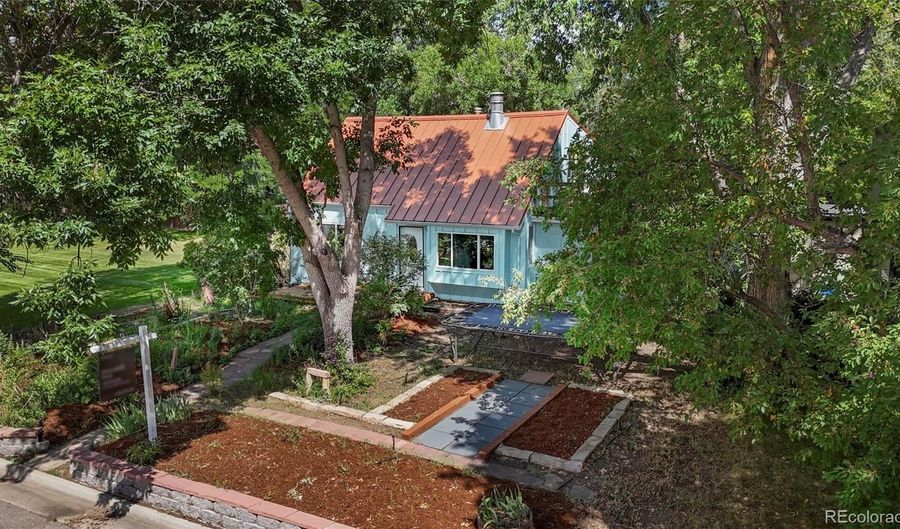 4466 Driftwood Pl, Boulder, CO 80301 - 4 Beds, 2 Bath