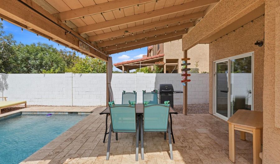 4578 W SHANNON St, Chandler, AZ 85226 - 4 Beds, 3 Bath