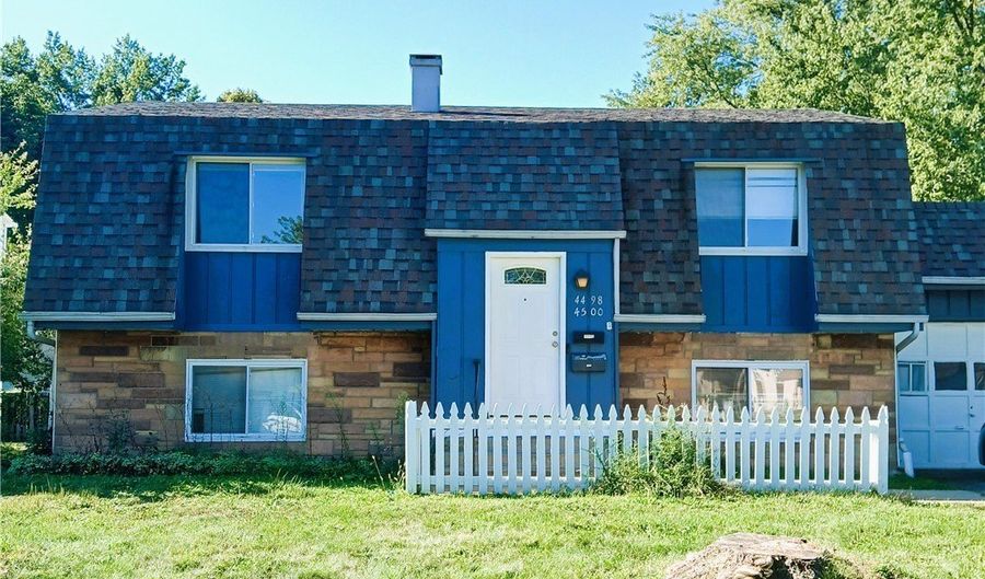 4500 Washington Square Dr, Austintown, OH 44515 - 2 Beds, 1 Bath