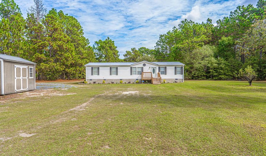 151 Allen Ln, Aberdeen, NC 28315 - 3 Beds, 2 Bath