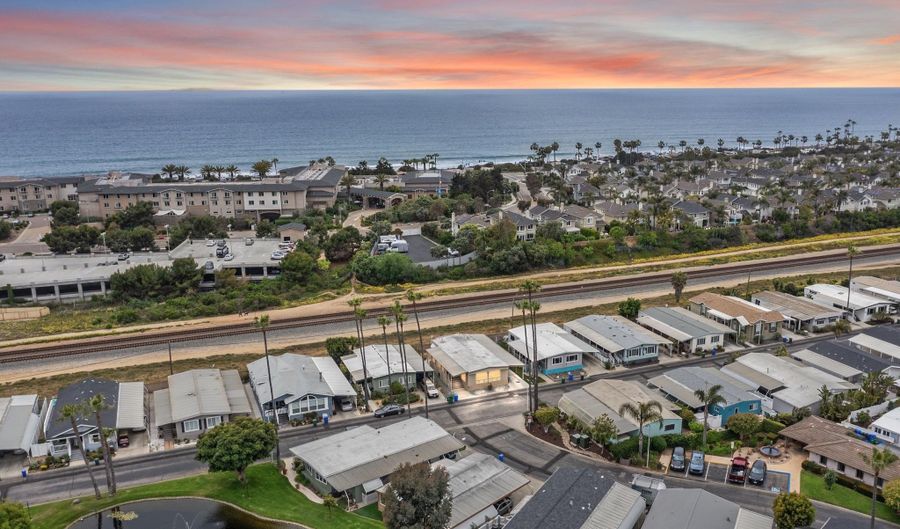 7221 San Luis St, Carlsbad, CA 92011 - 2 Beds, 2 Bath