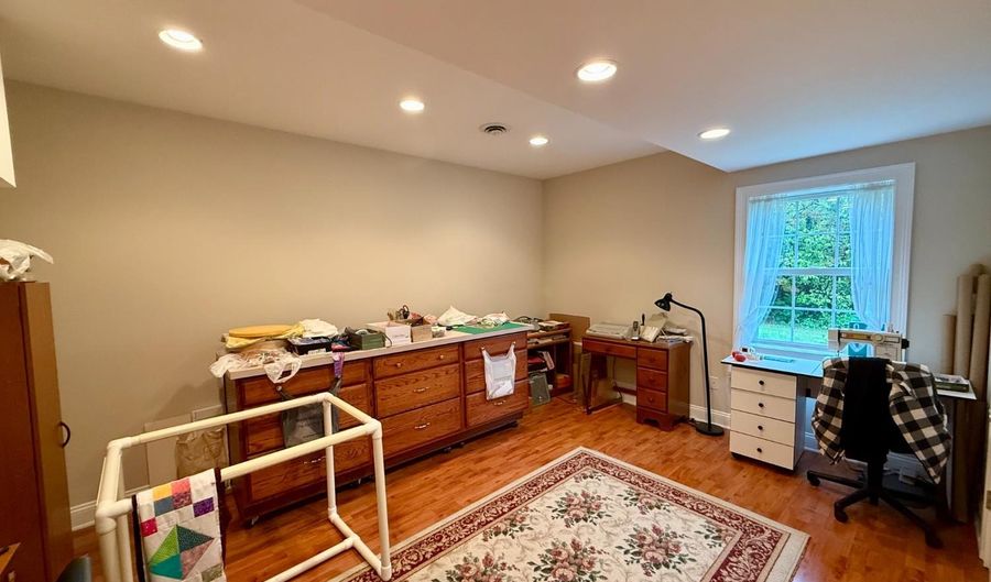 11668 N State Road 129, Batesville, IN 47006 - 8 Beds, 5 Bath