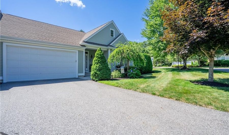170 Providence Pike 64, North Smithfield, RI 02896 - 2 Beds, 2 Bath