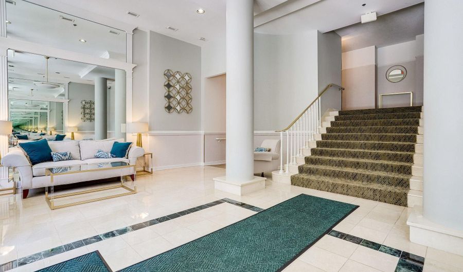 1050 N TAYLOR St 1-203, Arlington, VA 22201 - 1 Beds, 1 Bath